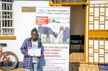 UoE Students Scoop T